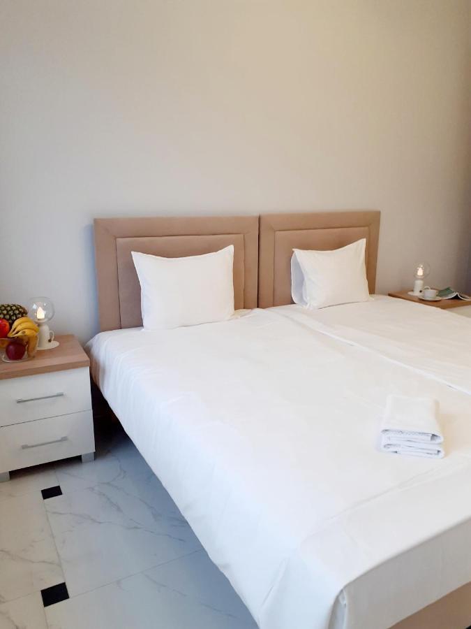 Willa Na Bielanach Apartment Bielany Wroclawskie Luaran gambar